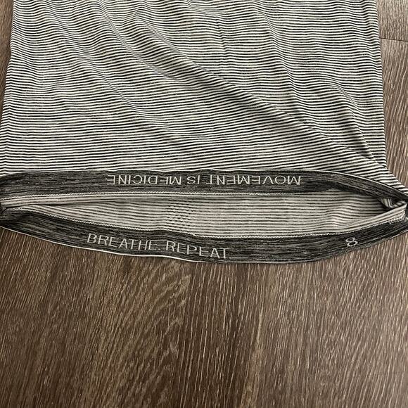 EUC Lululemon Swiftly Tech Long Sleeve 2.0 Tetra Stripe Asphalt Grey /Violet US8 - Picture 16 of 16